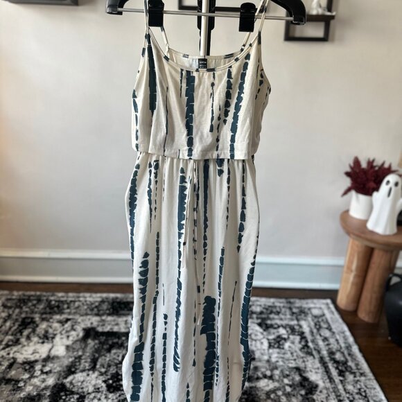 Tie Dye Summer Dress - Picture 4 of 4